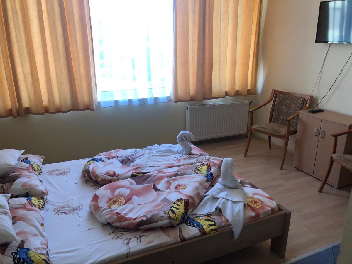 City Hotel Siófok Eksteriør bilde