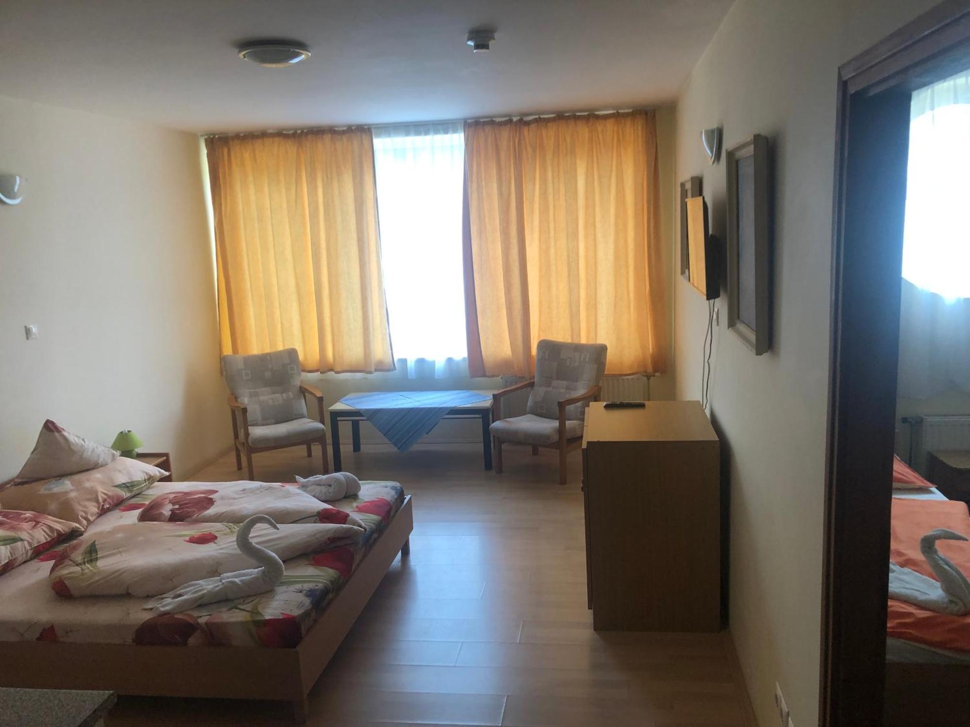 City Hotel Siófok Eksteriør bilde