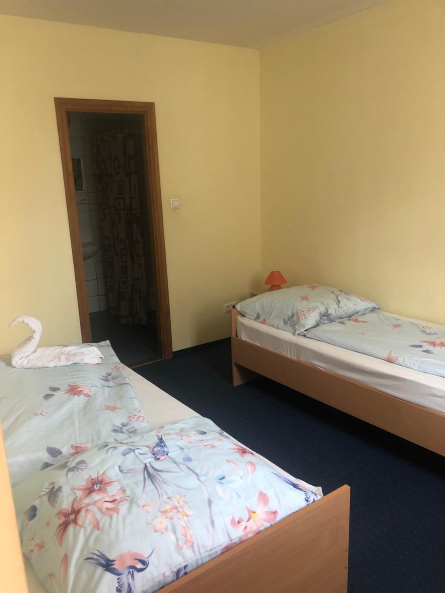 City Hotel Siófok Eksteriør bilde