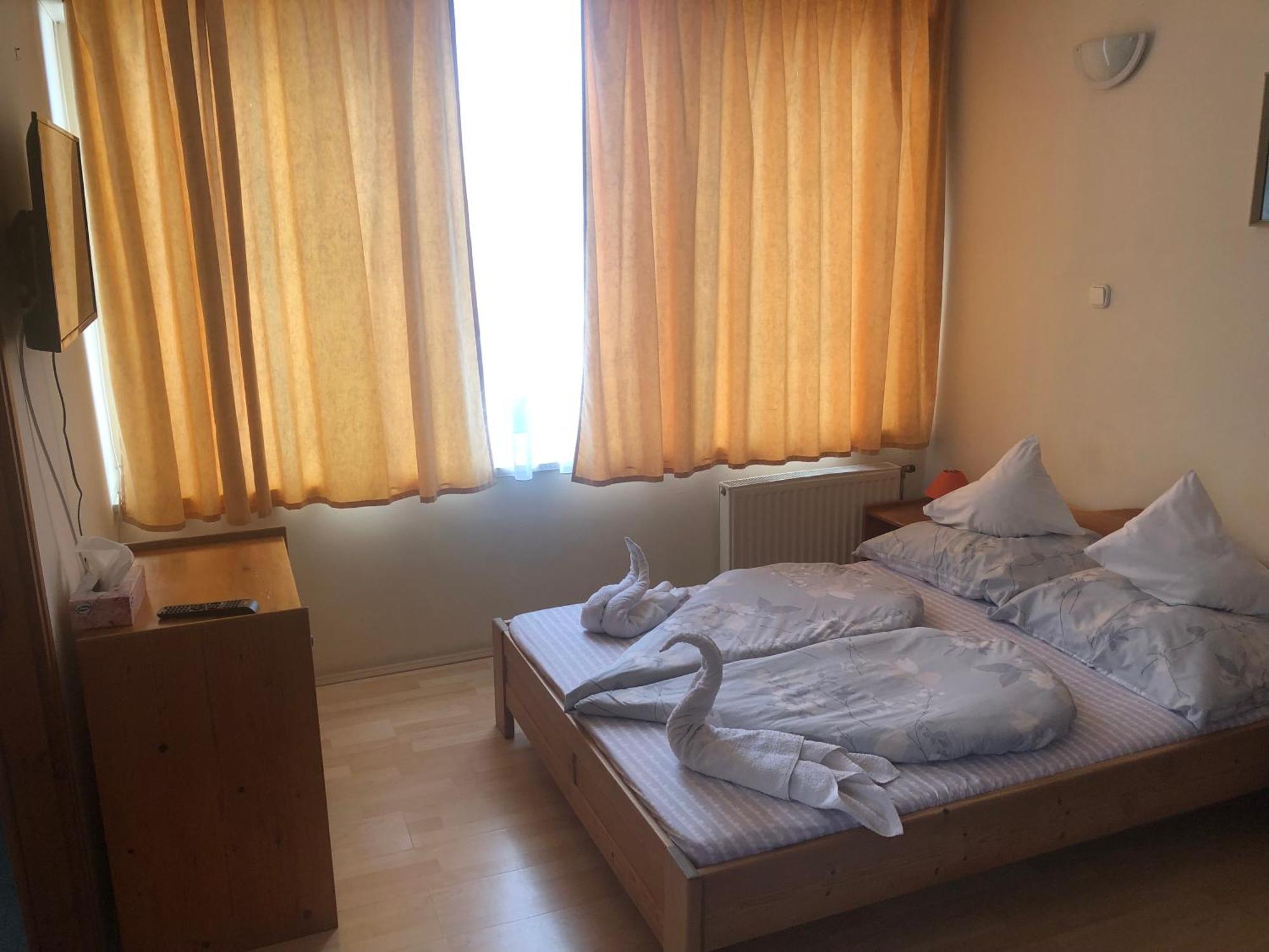 City Hotel Siófok Eksteriør bilde