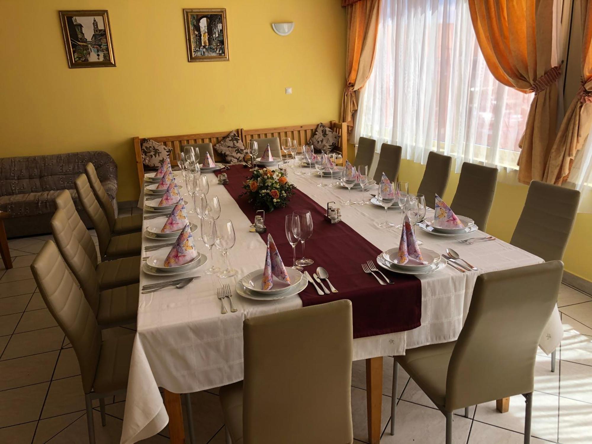 City Hotel Siófok Eksteriør bilde