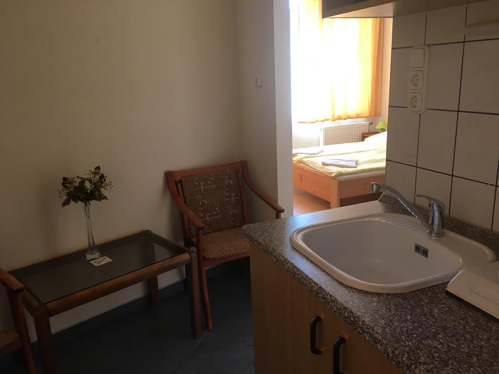 City Hotel Siófok Eksteriør bilde