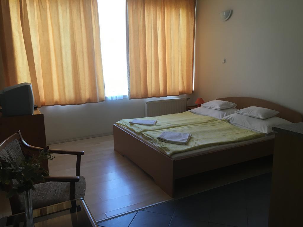 City Hotel Siófok Eksteriør bilde